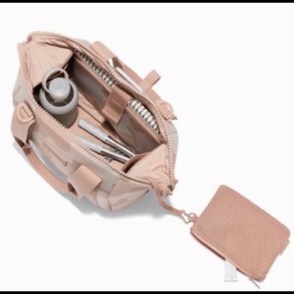 Dagne Dover Landon Caryall